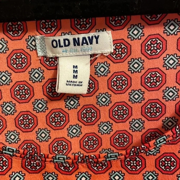 Old Navy Dressy tank - Picture 3 of 3